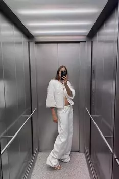 Текстурная куртка с отделкой стразами ZARA, белый