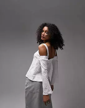 Текстурный топ с открытыми плечами Topshop цвета слоновой кости