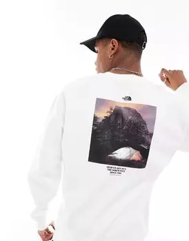 The North Face — белая толстовка с кемпинговым рисунком в стиле ретро на спине — эксклюзивно для ASOS
