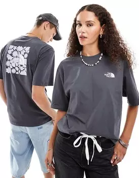 The North Face — футболка оверсайз размытого серого цвета с принтом на спине