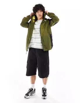The North Face — Himalia — складная ветровка оливкового цвета — только на ASOS