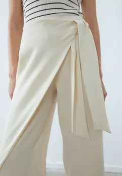 Тканевые брюки Anna Field, кремовый