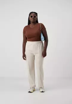 Тканевые брюки CARLAMA PINTUCK STRAIGHT ONLY Carmakoma, бежевый