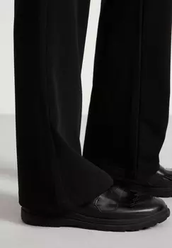 Тканевые брюки Lindex, черный