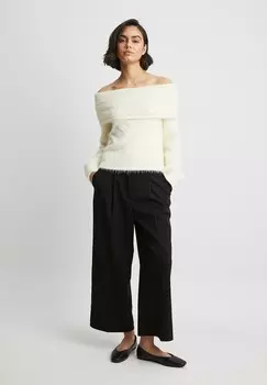 Тканевые брюки NA-KD, черный