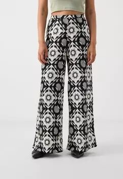 Тканевые брюки ONLHILLARY WIDE PANTS ONLY Petite, кремовый