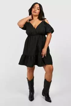 Тканое многоярусное платье с плиссированной юбкой плюс boohoo, черный