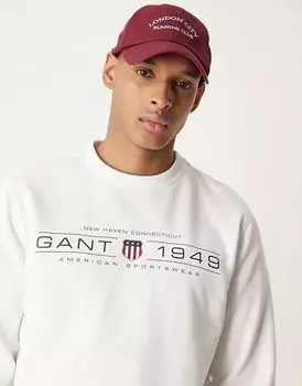 Толстовка GANT 1949 с логотипом на груди и щитом в цвете «кремовый»