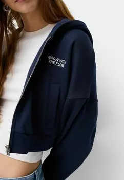 Толстовка на молнии CROPPED Bershka, синий
