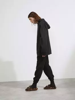 Толстовка оверсайз из переработанного хлопка Raey, черный