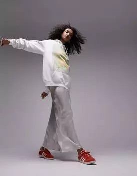 Толстовка оверсайз Topshop цвета экрю с цветочным графическим принтом