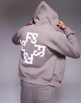 Толстовка с капюшоном коричневого цвета с монограммой на спине и выцветшей печатью, плотностью 320 г/м