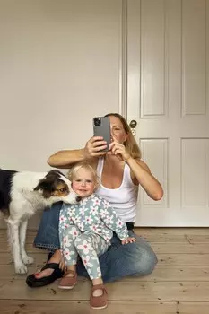 Толстовка с капюшоном с цветочным принтом ZARA, синий