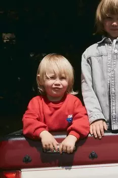 Толстовка с принтом ZARA, красный