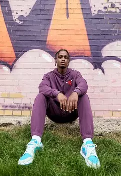 Толстовка с символикой NBA CHICAGO BULLS LEAGUE ESSENTIALS HOODIE New Era, фиолетовый