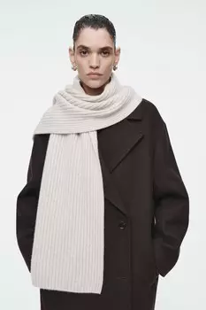 Толстый ребристый шарф из чистого кашемира COS, цвет Jasnobeowy/Niefarbowany