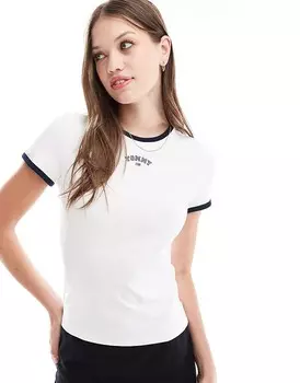 Tommy Jeans – белая приталенная футболка в студенческом стиле с окантовкой