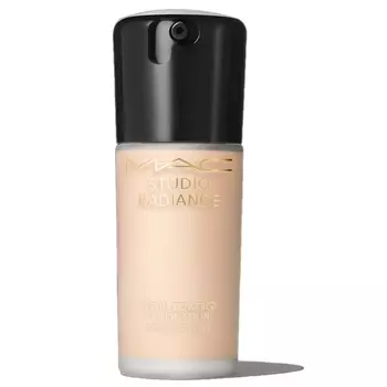 Тональная основа MAC Studio Radiance Serum-Powered, оттенок NW10