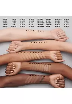 Тональная основа Studio Fix Fluid Spf15 MAC, nc44.5