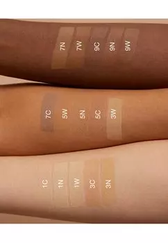 Тональное средство WAKE UP THE GLOW FOUNDATION IsaDora, песочный