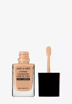 Тональный крем Photo Focus Foundation Dewy WET N WILD, цвет classic beige