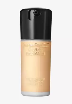 Тональный крем Studio Radiance Serum-Powed Foundation MAC, цвет nc20