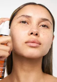 Тоник для лица Hyaluronic Acid Molecular Spray Collistar