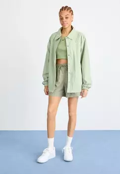 Тонкая куртка Nike, зеленый