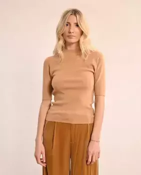 Тонкий женский свитер с коротким рукавом Molly Bracken, цвет Camel
