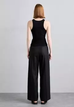 Топ Amanias By Malene Birger, черный