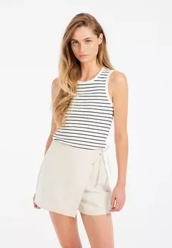 Топ ANISA Protest, молочный