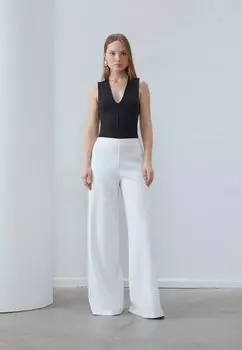 Топ Anna Field, черный