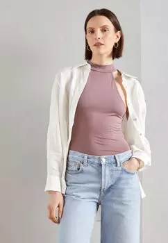 Топ Anna Field, земля