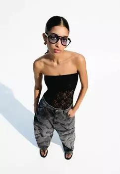 Топ BANDEAU NECKLINE Bershka, черный