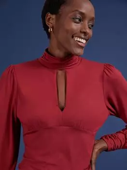 Топ Baukjen Lizzie, Кардинал Красный