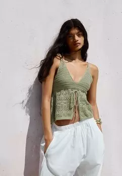 Топ Bershka, хаки