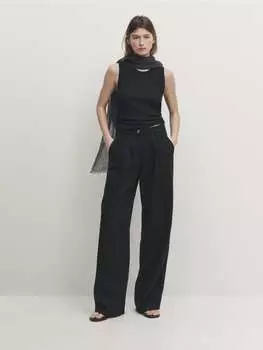 Топ без рукавов с бретельками и ребристой деталью. Massimo Dutti, черный