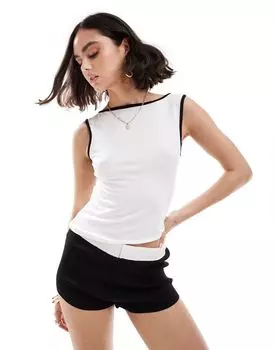 Топ без рукавов с вырезом и вырезом Miss Selfridge цвета слоновой кости