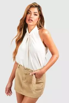 Топ без рукавов с завивным вырезом Boohoo, кремовый