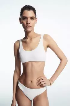Топ бикини в полоску с широким вырезом COS, белый