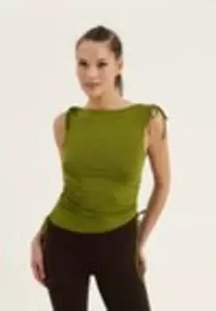 Топ Even&Odd, темно-зеленый
