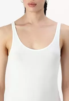 Топ FAV TANK GAP, черный