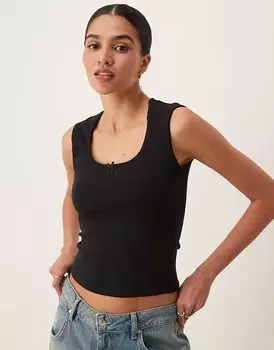 Топ Gina Tricot из хлопка с вышитым краем черного цвета