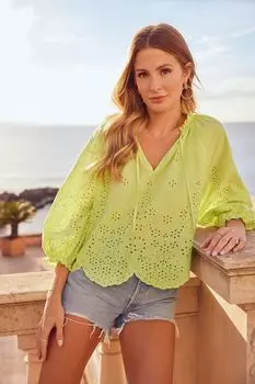 Топ из 100% хлопка с завязкой на шее и рукавами-фонариками с английской вышивкой Friends Like These, зеленый