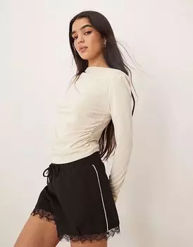 Топ из модального материала ASOS DESIGN с плиссировкой на талии и широким вырезом цвета миндального молока