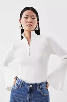 Топ из смеси вискозы в рубчик с полумолнией и рукавами-колокольчиками Karen Millen, белый