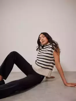 Топ Mint Velvet Stripe Wool Blend Sleeveless Knit, цвет off white/black