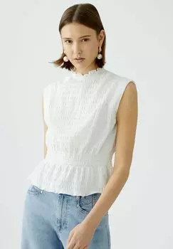 Топ Oui, молочный