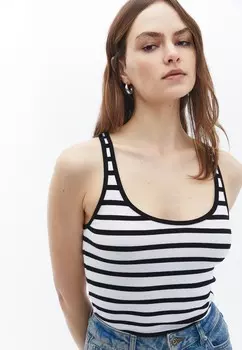 Топ OXXO, кремовый