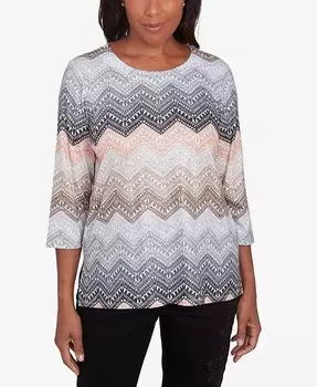 Топ Petite Classics Lacey Ombre Chevron Crewneck Alfred Dunner, коричневый/бежевый